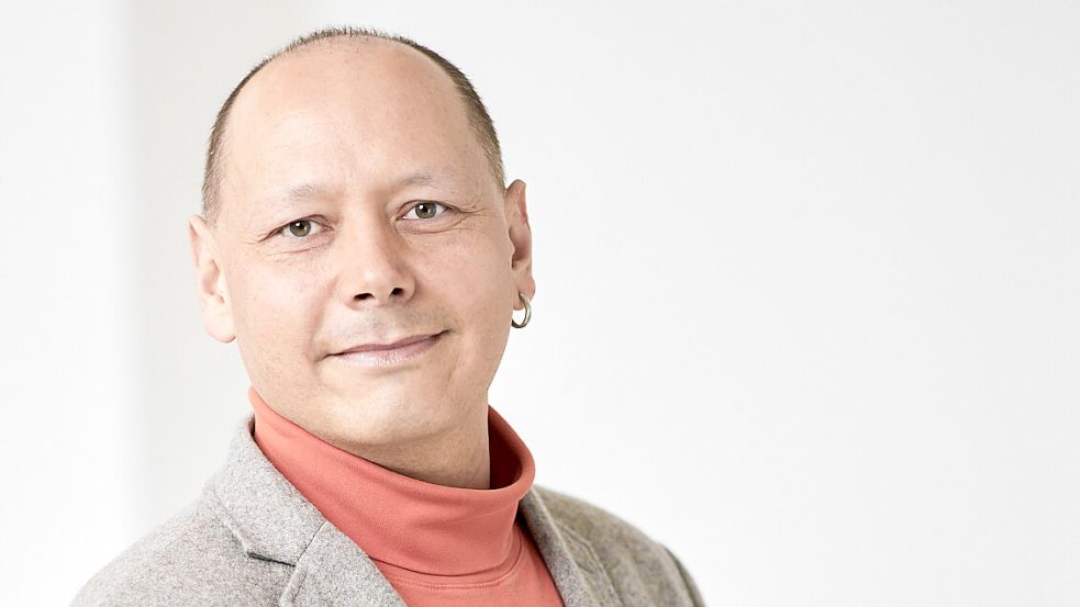 Der ostfriesische FDP-Europawahl-Kandidat Kosta Holzer. Foto: Laurence Chaperon / Holzer