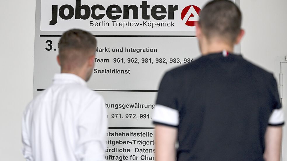 Junge Männer aus der Ukraine sollten kein Bürgergeld bekommen, meinen mindestens zwei deutsche Innenminister. Foto: dpa