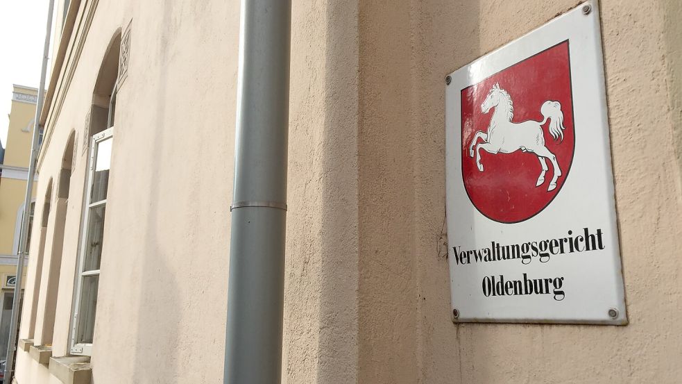 Die Stadt Leer hat gegen den Landkreis Leer Klage vor dem Verwaltungsgericht in Oldenburg eingereicht. Foto: Sager/Archiv
