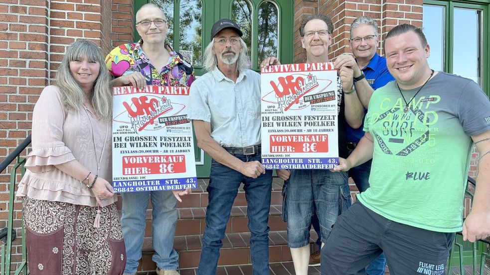 Sie wollen das Ufo zurückbringen: Inka Plaisir (von links), DJ Ralle, Alwin Möhlmann, Heinz Bohlen, Jacob Wienke und Jerome Plaisir. Foto: Hellmers