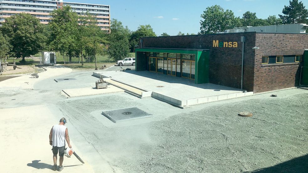 Hier wird mehr als Staub aufgewirbelt: der Schulhof an der Grundschule Grüner Weg. Er wird ganz neu. Foto: privat