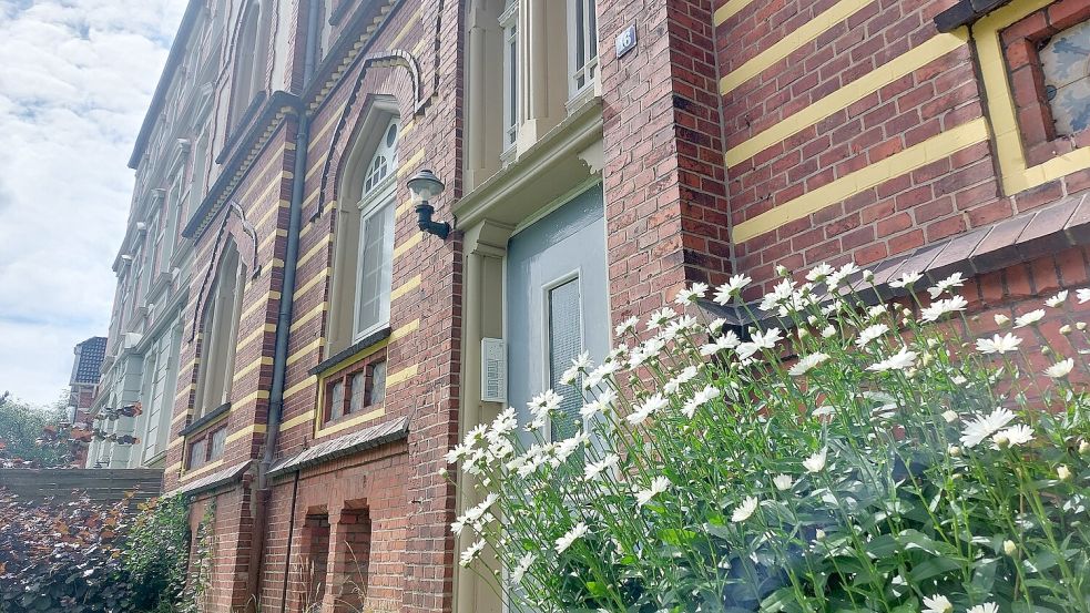 Die Idylle trügt bei den Häusern an der Ligariusstraße: Sie sollen abgerissen werden. Fotos: Hanssen