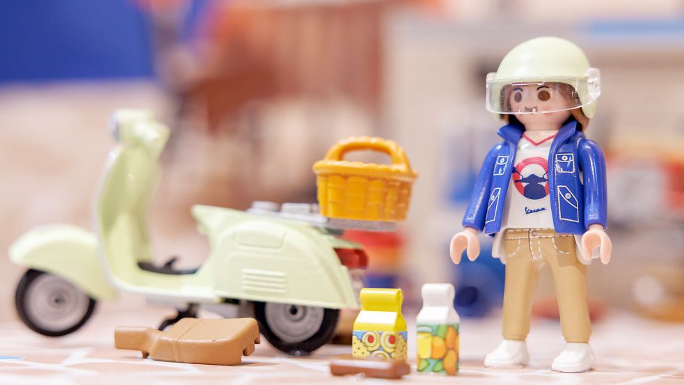 Playmobil ist sowohl bei Kindern als auch bei Sammlern beliebt. Foto: dpa/Daniel Karmann