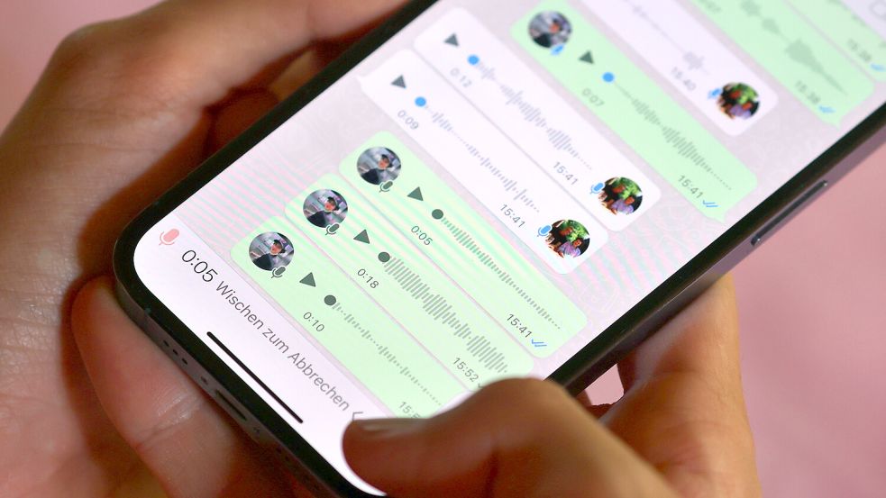 Sprachnachrichten erleichtern die Kommunikation bei Whatsapp in vielen, aber nicht allen Situationen. Foto: dpa/Karl-Josef Hildenbrand