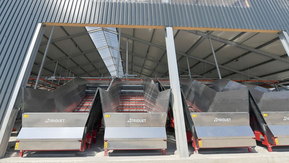 Ein Blick auf die neue Futteranlage. Foto: Ortgies