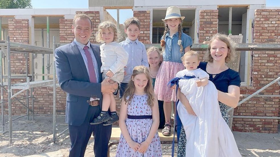 Familie Janssen lebte vorher auf einem Betriebin Westoverledingen und ist aufgrund des Masterplanes Ems umgesiedelt. Foto: privat