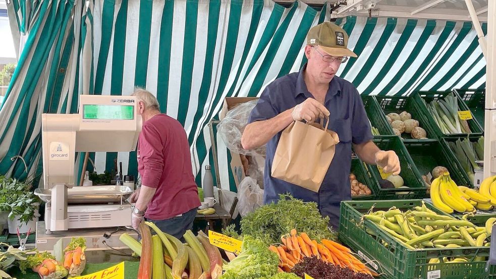 Der Wochenmarkt besticht durch die Frische und Vielfalt seiner Produkte. Fotos: Boschbach