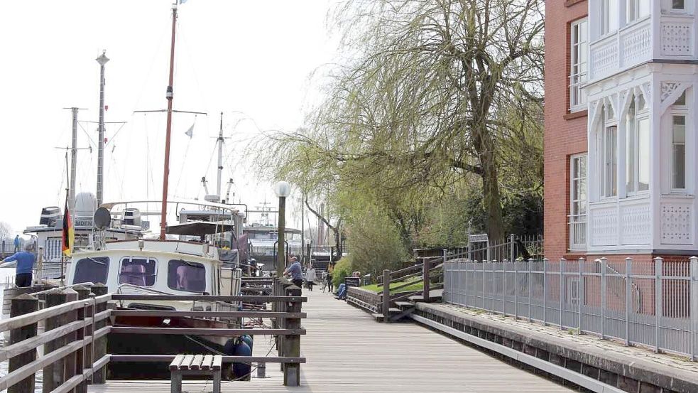 Die Uferpromenade in Leer wurde schon oft zur Kulisse. Foto: Stadt Leer/Archiv