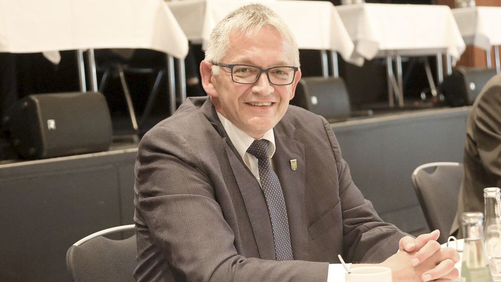 Der Auricher Landrat Olaf Meinen in der jüngsten Sitzung des Kreistags.Foto: Romuald Banik