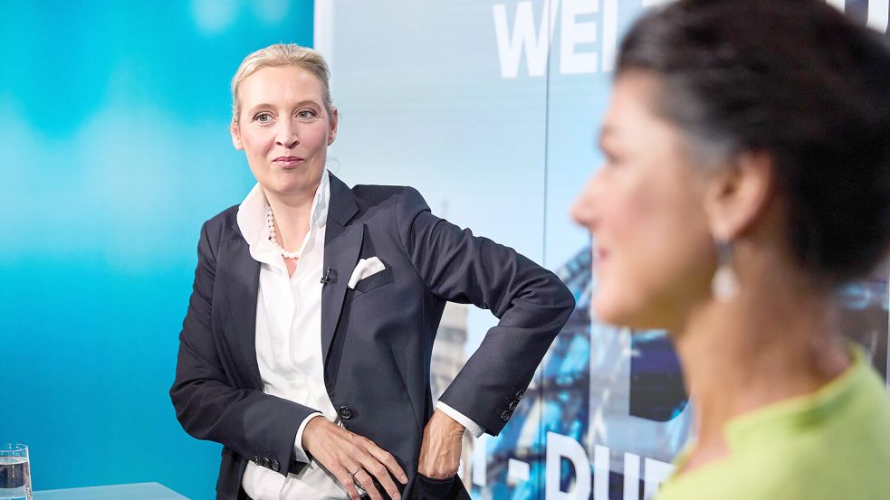 Politische Außenseiterinnen im TV-Duell: Alice Weidel (links) lacht, Sahra Wagenknecht ist hochkonzentriert. Foto: IMAGO/dts Nachrichtenagentur
