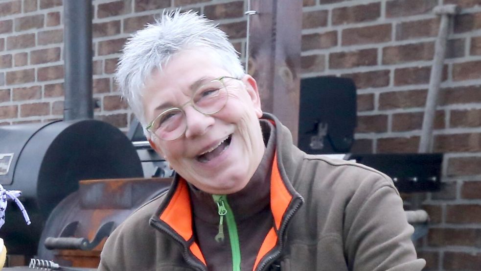 Mona Göbel kommt aus Uplengen und betreibt ein Trainingsgelände für Hunde in Hesel. Foto: Böning