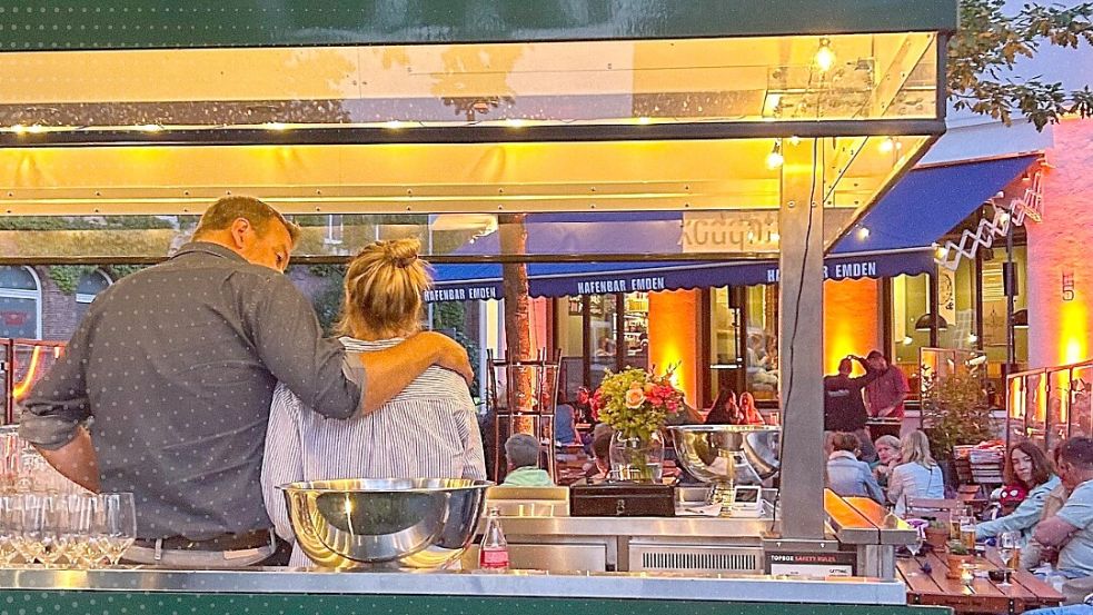 Auf dem Schweckendieckplatz vor der Hafenbar gab es im Sommer einen Biergarten. Foto: Hafenbar/Archiv