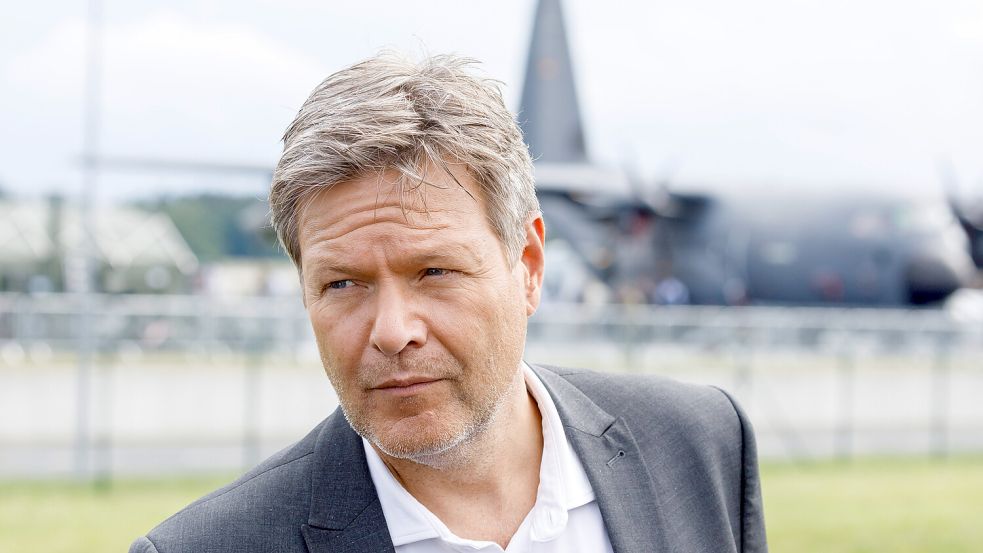 Robert Habeck denkt inzwischen anders über den Kriegsdienst nach. Foto: IMAGO/Andreas Franke