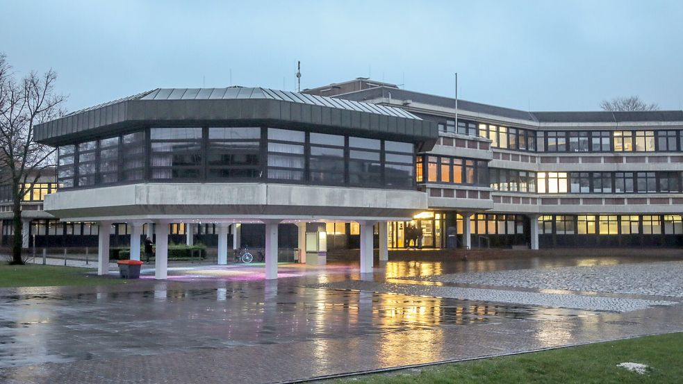 In den kommenden Wochen wird die Politik im Auricher Rathaus den Haushalt 2025 beraten. Foto: Romuald Banik