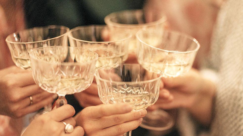 Exzessiver Alkoholkonsum unter jungen Leuten in Deutschland nimmt nach der Corona-Pandemie laut Studie wieder zu Foto: IMAGO/Zoonar