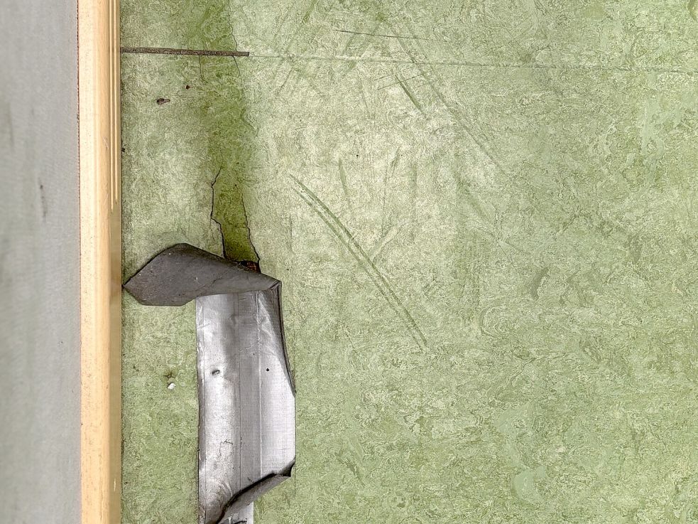Notdürftig ausgebessert: Um den Hallenbetrieb aufrechtzuerhalten, will das GME den Boden bald provisorisch reparieren.