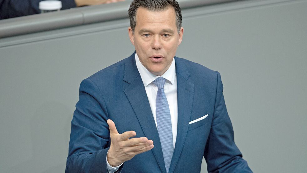 Kurzzeit-Staatssekretär Gero Hocker (FDP) sollte eigentlich die Bahn auf die Schiene bringen. Dann flog die Ampel auseinander. Foto: dpa