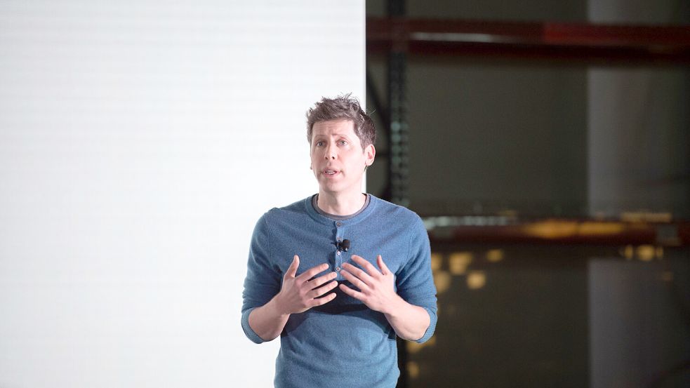 Open AI-Mitgründer Sam Altman tritt bei einem Event des Krypto-Projekts World auf, das ein System zur Verifikation von Menschen im Internet aufbaut. Foto: dpa/Andrej Sokolow