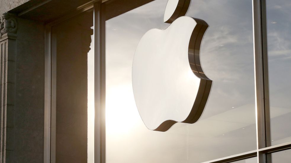 Apple wird laut übereinstimmenden Berichten im Frühjahr 2025 ein neues Gerät einführen - und damit in Konkurrenz zu Amazon und Google treten. Foto: dpa/Bodo Marks