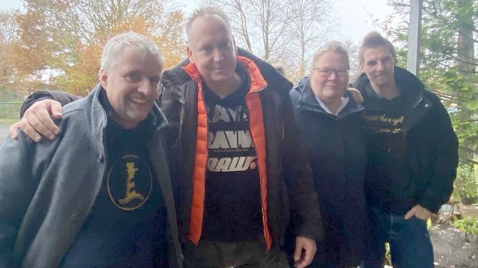 Wollen im März ihren Batman-Film ins Kino bringen: Stefan Thien (von links), Jens Schütte, Kerstin Ewen und Marcel Schüttler. Foto: Hanz