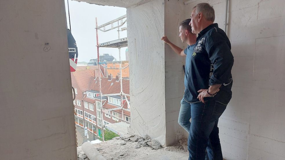 Das Bunkermuseum hat im Juli 2023 eine Notfalltreppe bekommen. Dafür wurden Öffnungen in die meterdicken Wände geschnitten. Foto: Hanssen/Archiv