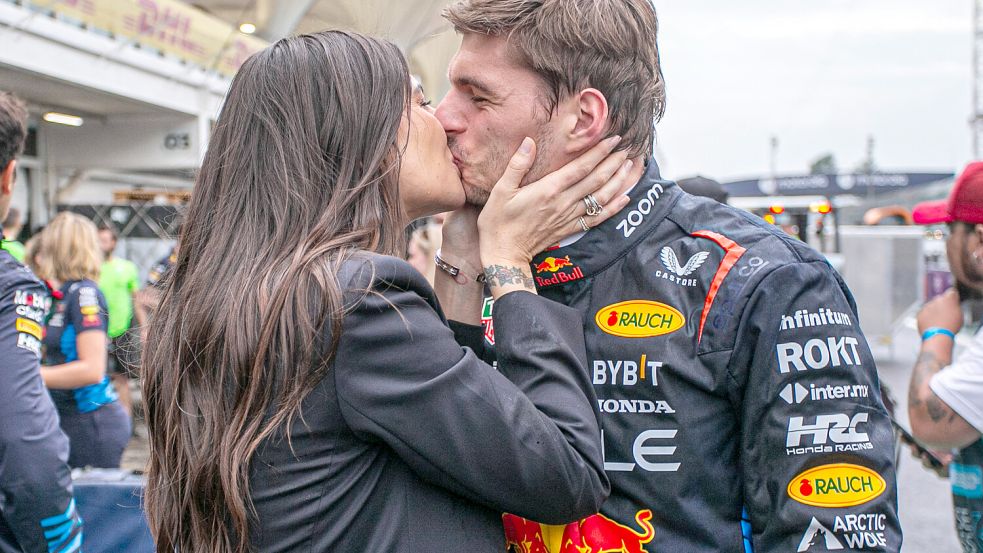 Kelly Piquet steht regelmäßig bei den Erfolgen von Max Verstappen an seiner Seite. Foto: IMAGO/DeFodi/