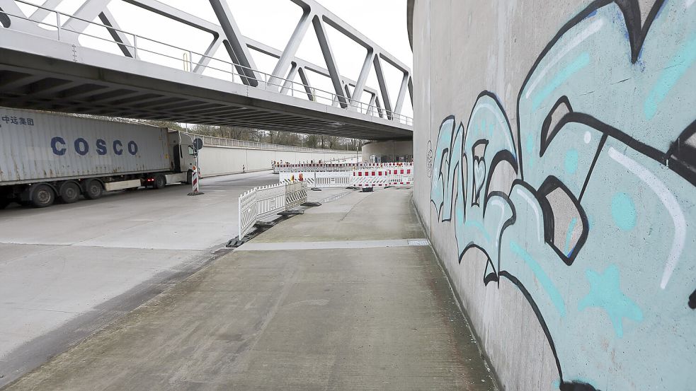 Um zu verhindern, dass nach der Sanierung wieder unerlaubterweise Graffiti an den Betonwänden aufgesprüht wird, sollen Graffiti-Künstler in einem Event die Wände gestalten. Foto: J. Doden
