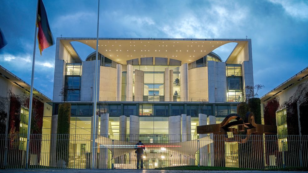 Im Bundeskanzleramt arbeiten unter Kanzler Olaf Scholz heute über 100 Menschen mehr als zur Zeit seiner Amtsvorgängerin. Foto: dpa/Kay Nietfeld