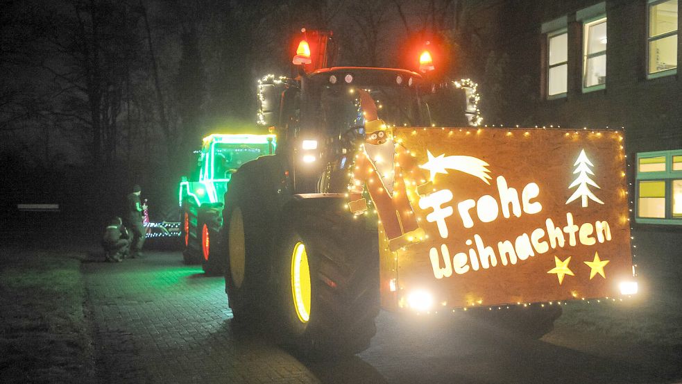 Die Landwirte wünschten den Patienten frohe Weihnachten. Foto: Stephan Friedrichs