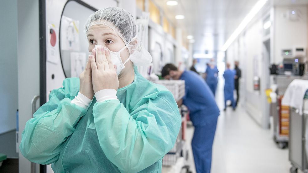 Lauterbachs Vorschläge für das deutsche Gesundheitssystem betonen Spezialisierung in großen Kliniken. Die finanzielle Krise vieler Krankenhäuser bleibt ungelöst Foto: IMAGO/Funke Foto Services