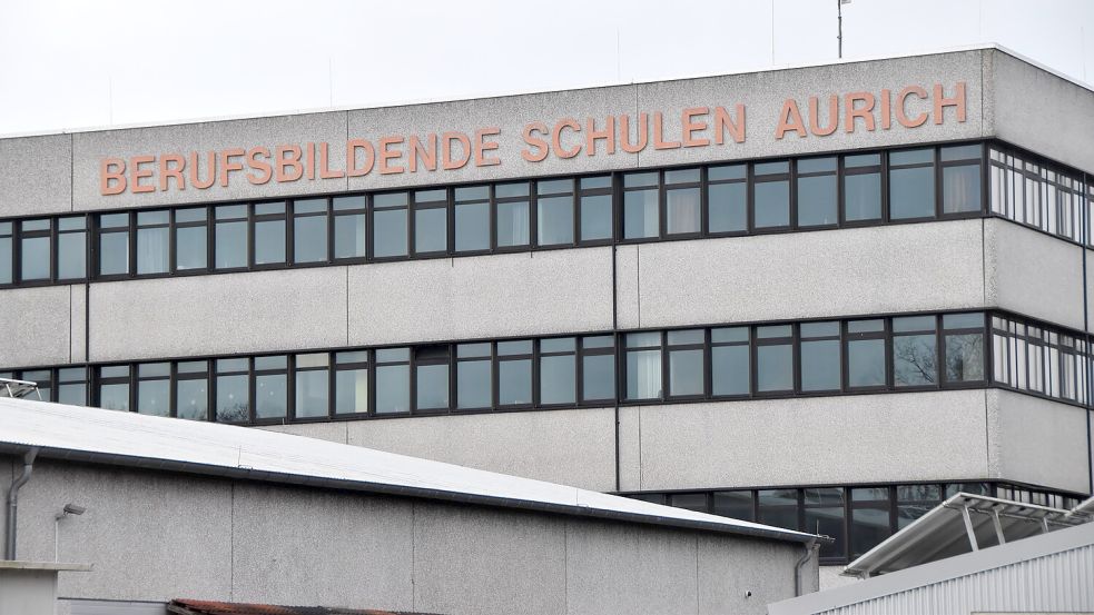 Die Leitung der Berufsbildenden Schulen in Aurich warnt ihre Schülerschaft vor dem Konsum von E-Zigaretten. Foto: Thomas Dirks