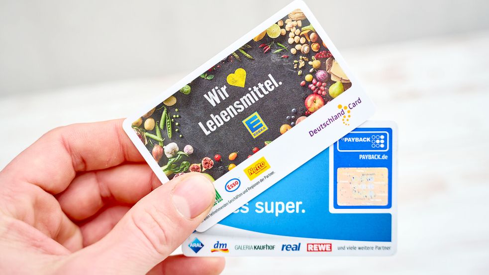 Die Edeka-Gruppe setzt ab 2025 auf Payback statt Deutschlandcard – doch auch Marktführer Payback hat eine große Gruppe verloren. Foto: IMAGO / Bihlmayerfotografie