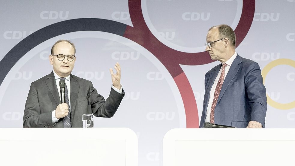 PIK-Direktor Ottmar Edenhofer warnt CDU-Chef und Kanzlerkandidat Friedrich Merz davor, angstvoll „Zurück!“ zu rufen. Foto: IMAGO/Chris Emil Janßen