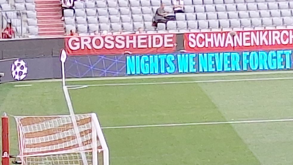 Bei den Bayern-Spielen kommt meist diese rote Grossheide-Fahne zum Einsatz. Foto: Privat