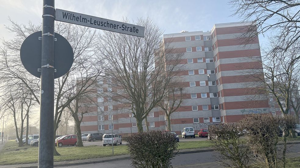 An den Wohnblocks sind Sanierungsarbeiten geplant. Aber was wird ohne Geld daraus? Foto: Kabernagel