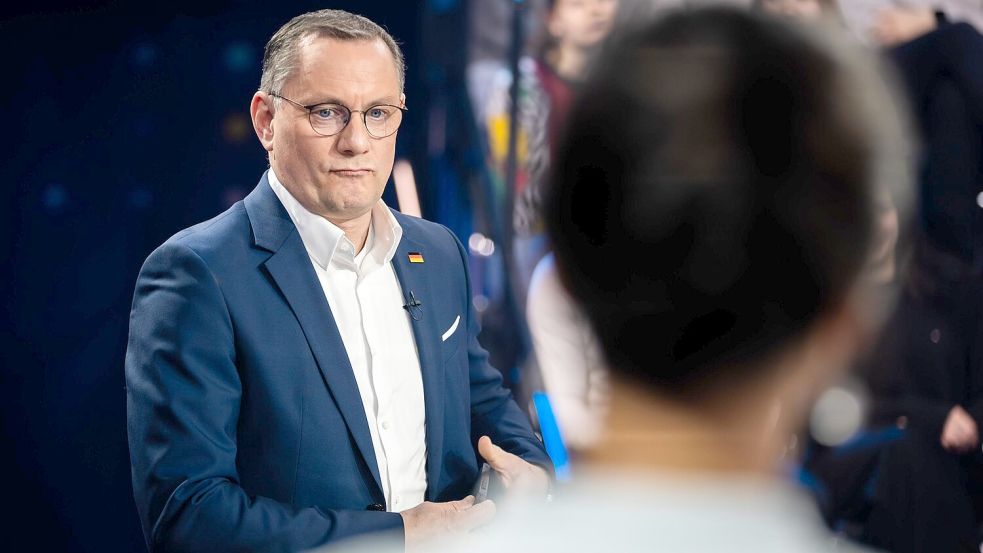 Der ZDF-„Schlagabtausch“ (u.a. mit dem kurzfristig für Alice Weidel eingesprungenen AfD-Co-Chef Tino Chrupalla) war der Auftakt für diverse TV-Runden zur Wahl. Foto: Christoph Soeder/dpa