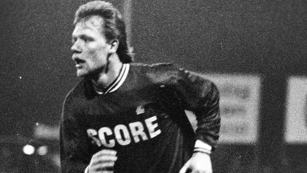 Ingo Hermanns lief in den 90er Jahren für Kickers Emden auf. Foto: Archiv