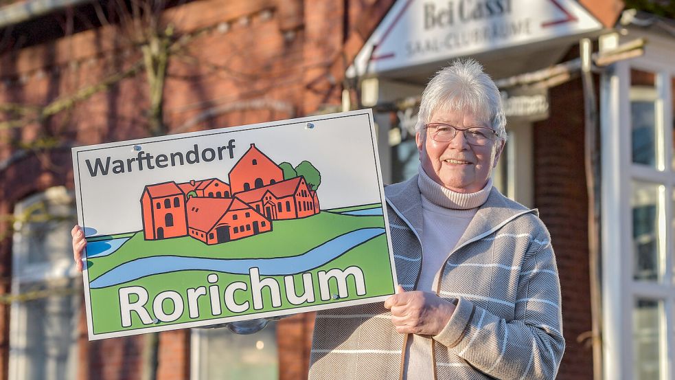 Ingrid Dupree hat mit ihrem Mann das Lokal "Bei Cassi" in Rorichum geführt, jetzt ist ihr Sohn der Inhaber. Dort treffen sich die Landfrauen aus Oldersum. Sie selbst wurde über den Verein zur Gästeführerin in Rorichum. Foto: Ortgies