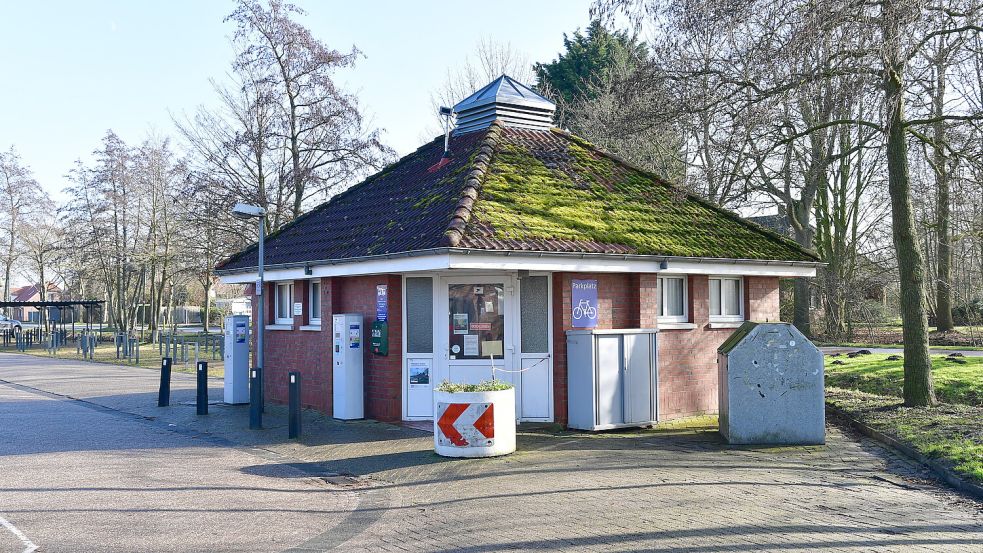 Sucht einen neuen Pächter: die öffentliche Toilette in der Greetsieler Mühlenstraße. Fotos: Wagenaar