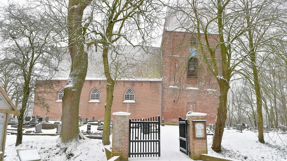 Der Kirchturm von Suurhusen hat einen Überhang von 2,47 Metern.