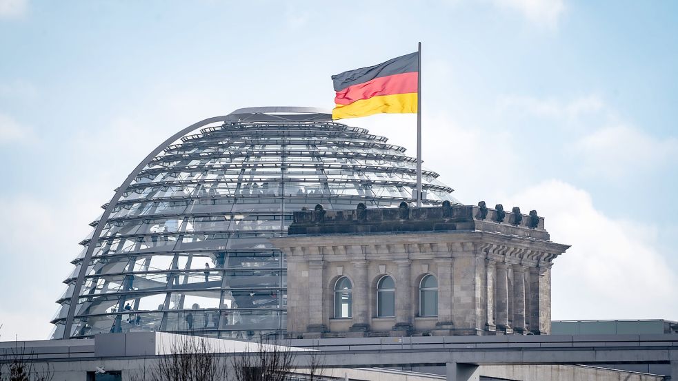 Bundestagswahl: Am 23. Februar entscheidet sich, wer hier künftig Deutschland im Bundestag vertritt. Foto: IMAGO/Chris Emil Janßen
