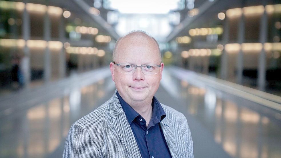 Stefan Seidler darf für vier weitere Jahre für den SSW in den Bundestag. Foto: Kay Nietfeld/dpa