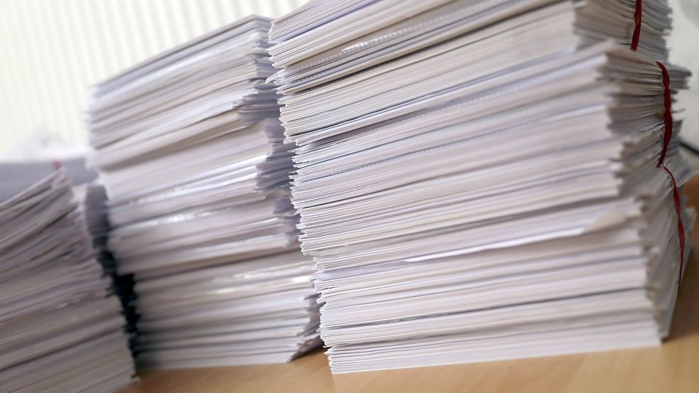 Die EU-Kommission ist gerade dabei, tausende Seiten Vorschriften abzuändern, die sie einst selbst auferlegt hatte. Foto: IMAGO/Björn Trotzki