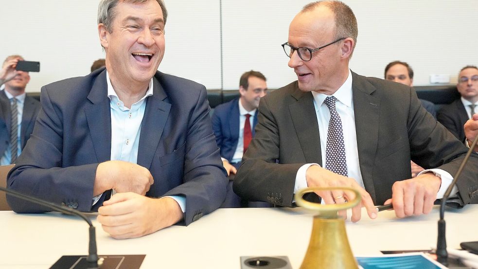 Markus Söder und Friedrich Merz geben bei der Union den Ton an. Jetzt verschickten sie ein Foto, das für Kritik sorgte. Auch bei den Frauen in der eigenen Partei. Foto: Michael Kappeler