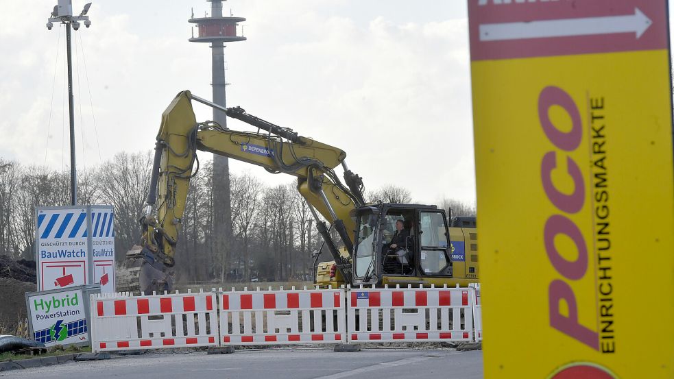 Die Arbeiten zur Erschließung der neuen Fläche haben begonnen. Foto: Ortgies