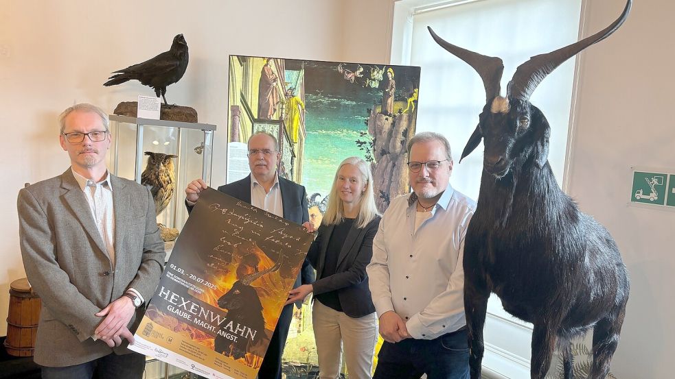 Die Ausstellung "Hexenwahn" ist seit dem 1. März 2025 im Heimatmuseum Leer zu sehen. Foto: Vogt