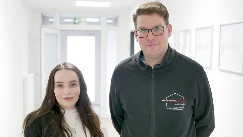 Die neue Leiterin des RGZ Norden, Veronika Bernhardt-Wilts, und Ärztlicher Direktor Dr. Alexander Dinse-Lambracht. Foto: privat