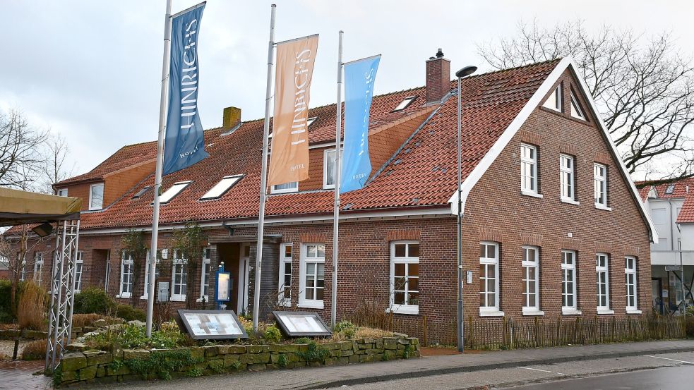 Das Hotel Hinrichs in Carolinensiel wird seit mehr als 50 Jahren von der Familie Hinrichs betrieben. Jetzt ist unklar, wie es weitergeht: Der Inhaber in zweiter Generation, Jan Hinrichs, hat Insolvenz angemeldet. Foto: Ullrich