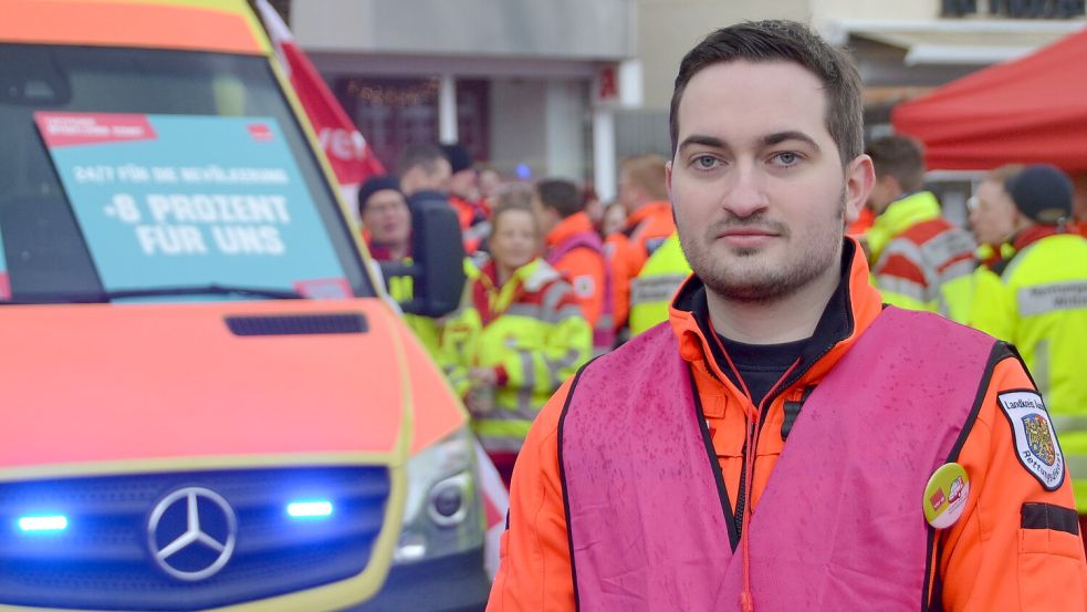 Jannik Leerhoff ist Auszubildender beim Rettungsdienst des Landkreises Aurich. Foto: Aiko Recke