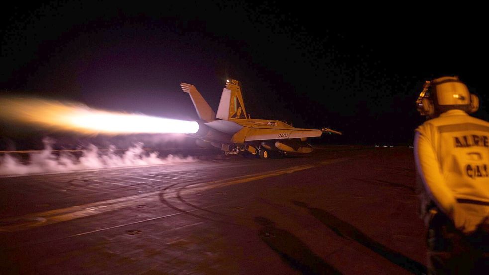 Das US-Militär setzt die Angriffe gegen die Huthi im Jemen fort. (Archivbild) Foto: Mc3 Janae Chambers/U.S. Navy/Zuma Press/dpa